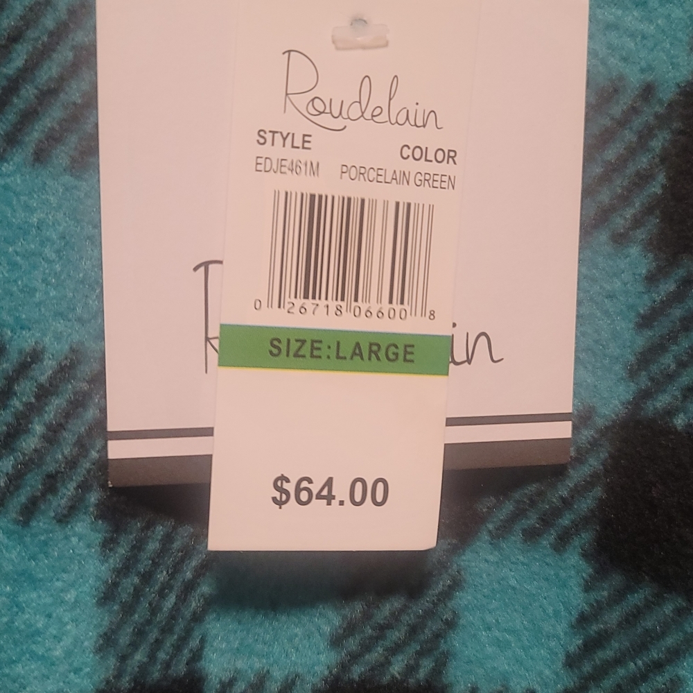 Womans sweater nwt